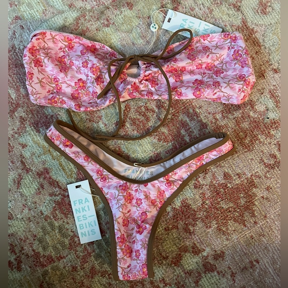 NWT pink floral bikini set from Frankie’s
